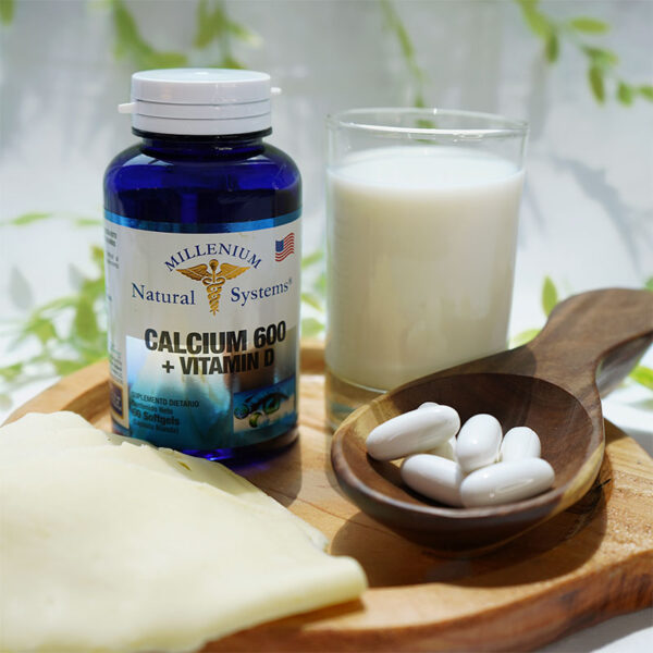 Calcium 600 + Vitamin D x 100 Softgels -Suplemento dietario - Millenium Natural Systems
