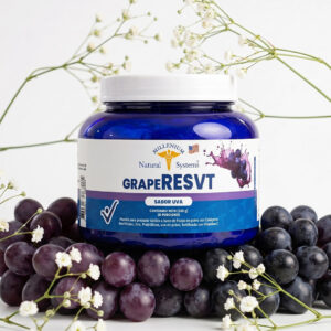 Tarro de 300g de GrapeRESVT sabor uva. Envase azul rodeado de uvas frescas, con etiqueta que indica mezcla en polvo con colágeno, zinc, prebióticos y vitamina C.